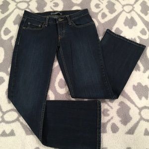 Levi’s 524 jeans